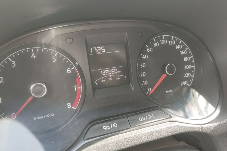 Volkswagen Polo 2016 immagine di auto #14