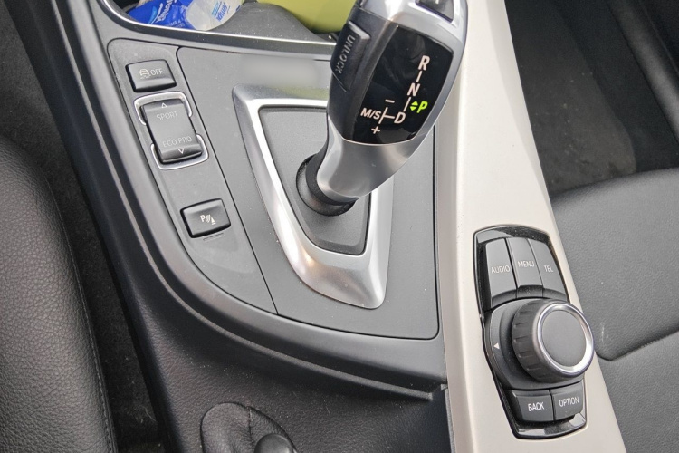 BMW 3 Series 2015 #26 BMW 3 Series 2015 car image #26