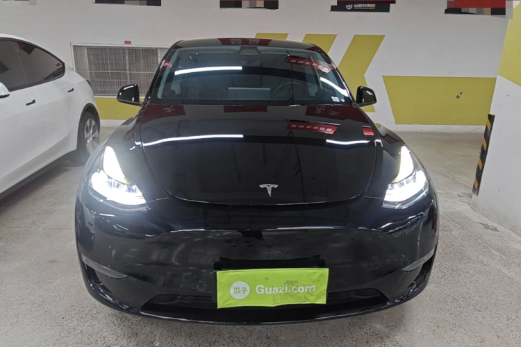 Tesla Model Y 2021 #3 Tesla Model Y 2021 car image #3