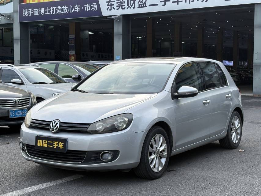 Volkswagen Golf 2013 Volkswagen Golf 2013 car image