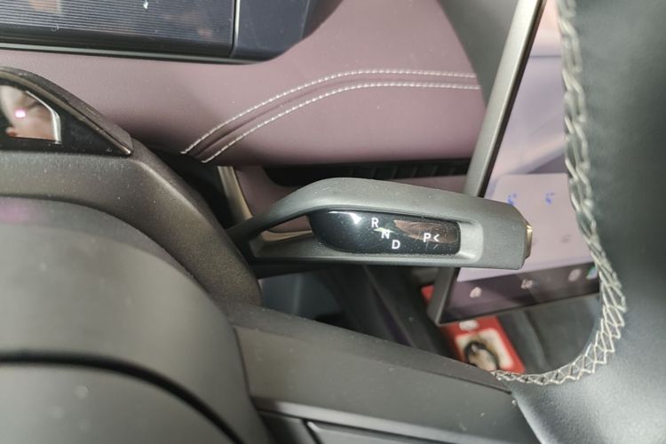 MI SU7 2025 car image #14
