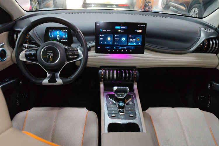 BYD Yuan Plus 2023 صورة سيارة #10