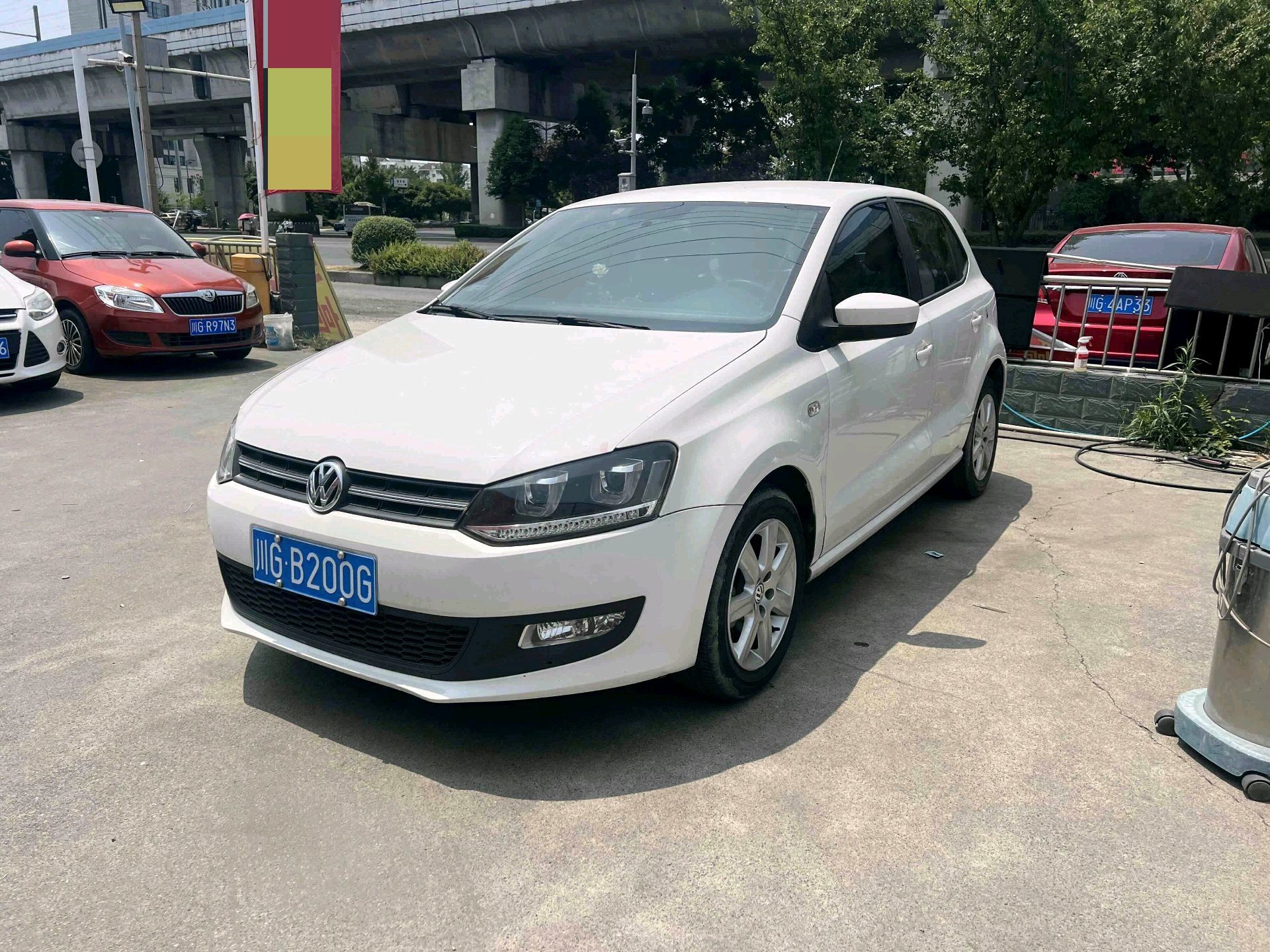 Volkswagen Polo 2014 Volkswagen Polo 2014 car image