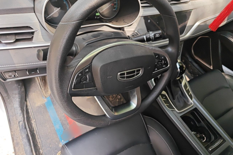 GEELY Emgrand 2022 car image #11