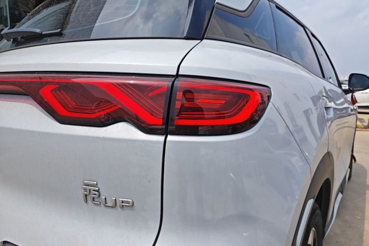 BYD YuanUP 2024 #8 BYD YuanUP 2024 car image #8