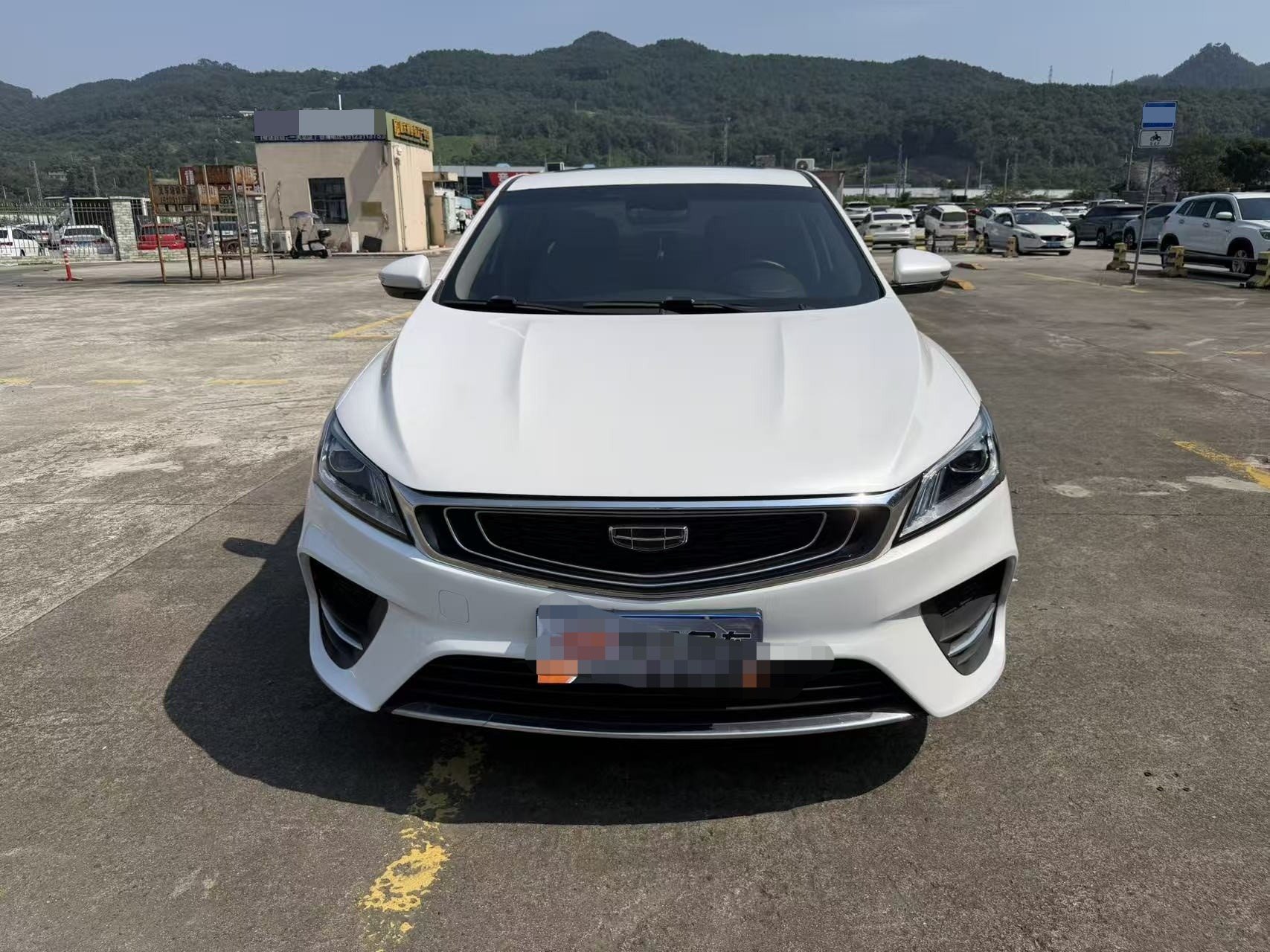 GEELY Binray 2018 #2 GEELY Binray 2018 car image #2