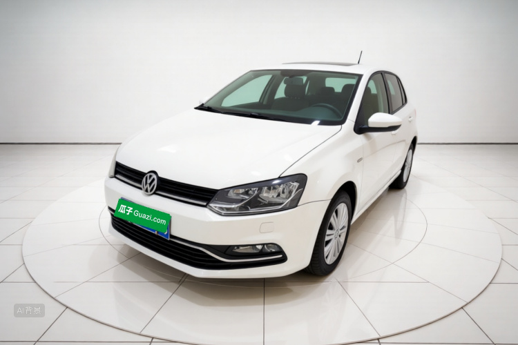 Volkswagen Polo 2018 car image #2