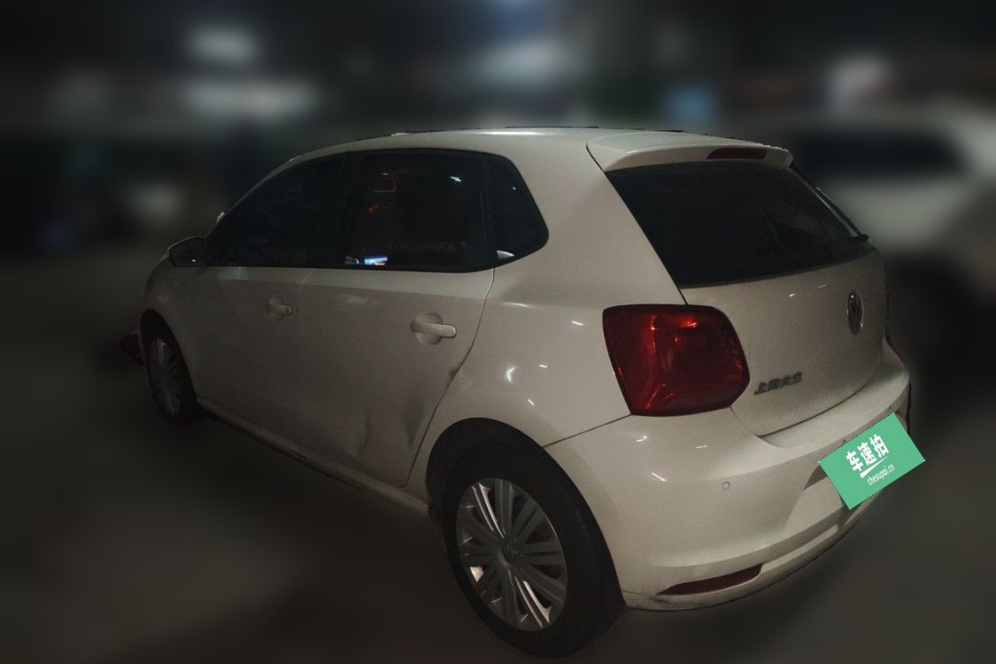 Volkswagen Polo 2016 car image #3