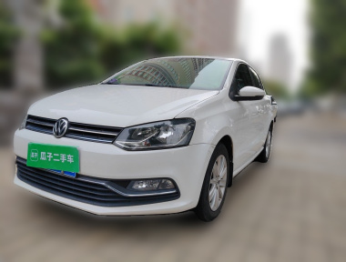 Volkswagen Polo 2015 Volkswagen Polo 2015 car image