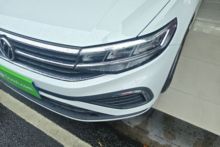 Volkswagen Bora 2024 car image #23
