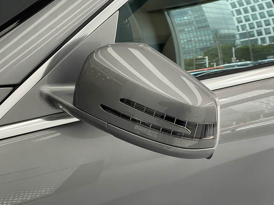 Mercedes-Benz S Class 2015 immagine di auto #51