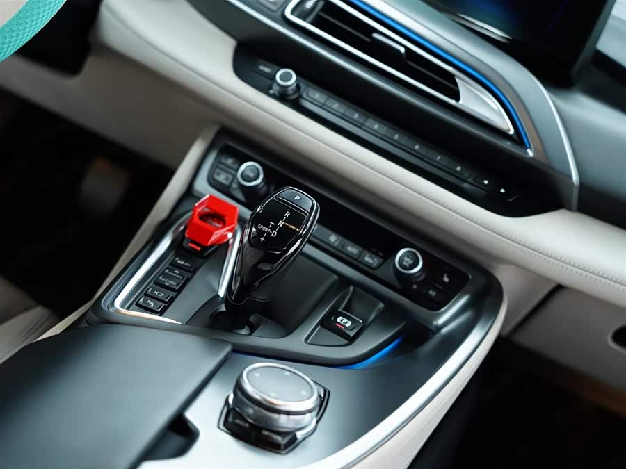 BMW i8 2016 صورة سيارة #51