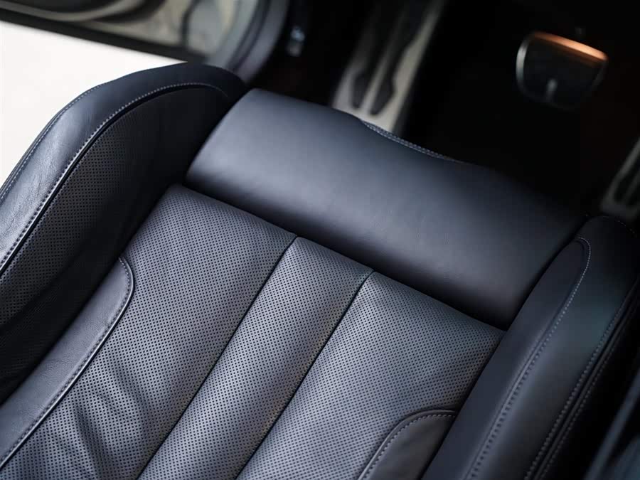 BMW M5 2022 صورة سيارة #51