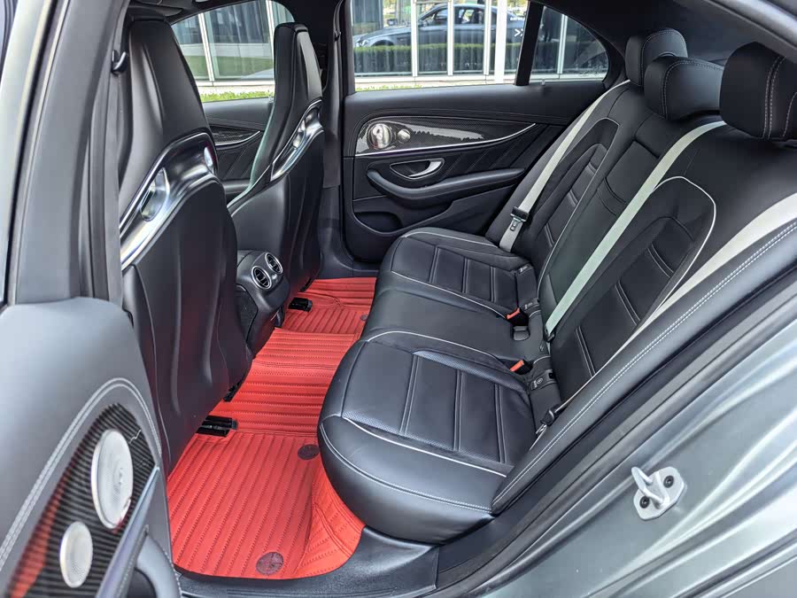 Mercedes-Benz E AMG 2021 صورة سيارة #51