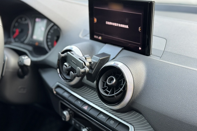 Q2L 2022 car image #51