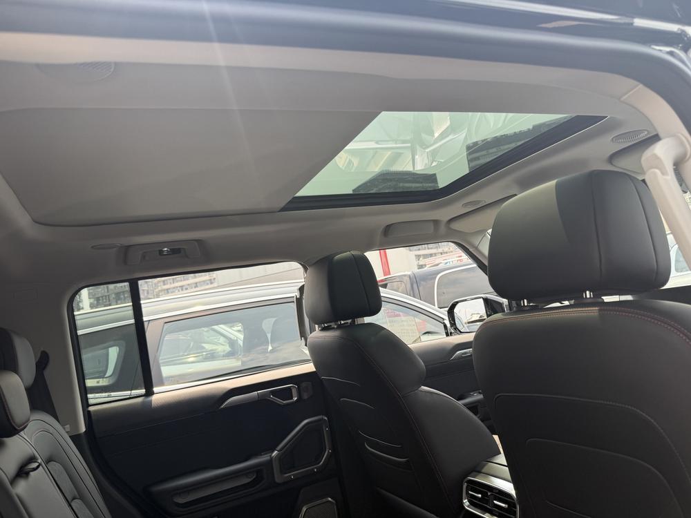 2025 car image #7
