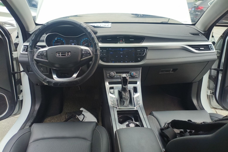GEELY Emgrand 2020 car image #10