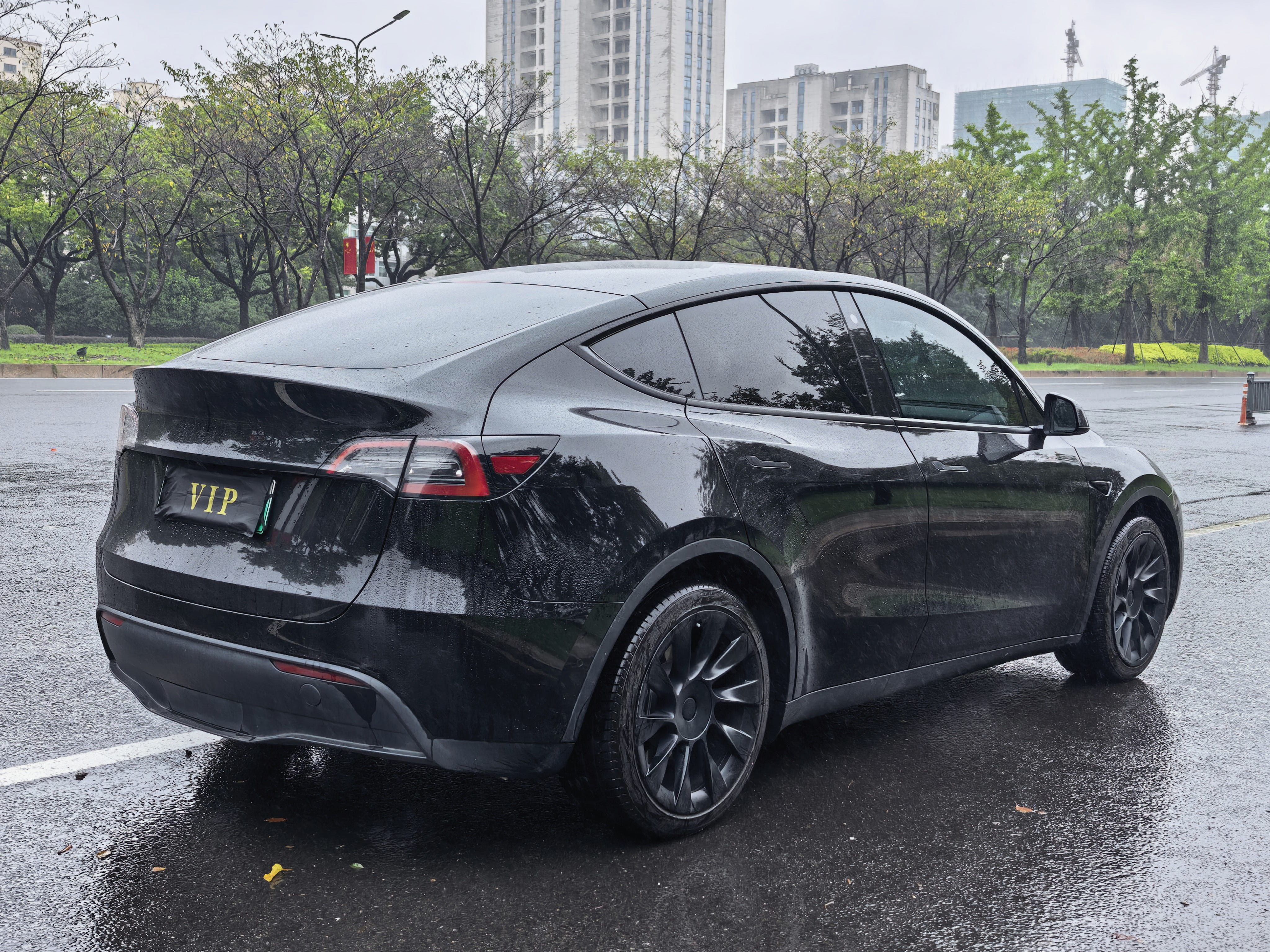Tesla Model Y 2022 #7 Tesla Model Y 2022 car image #7