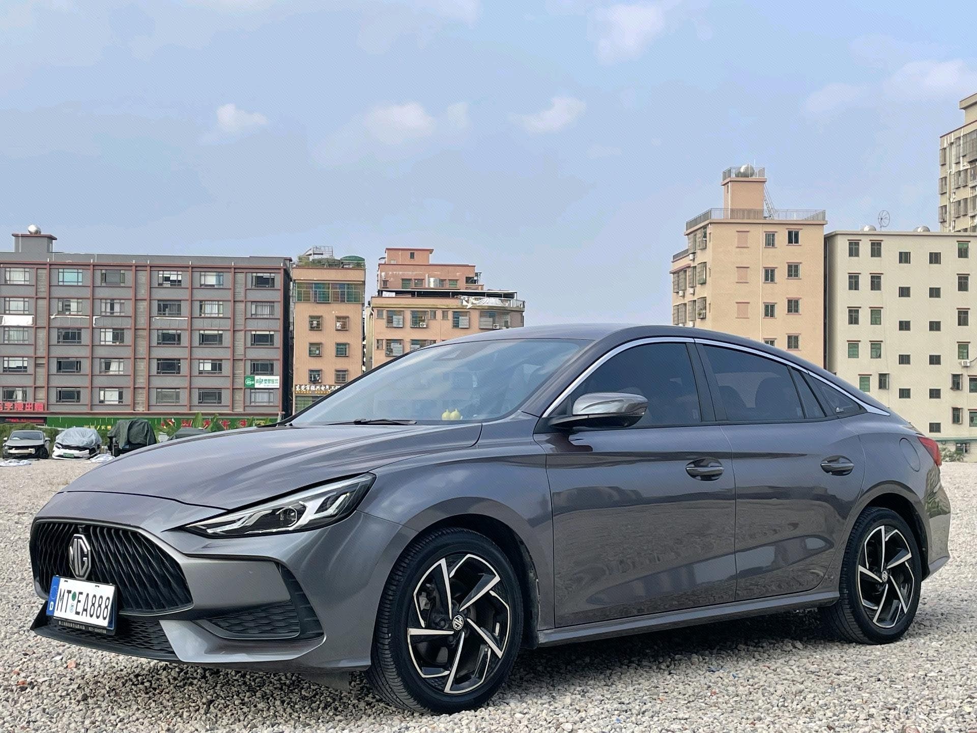 MG 5 2021 immagine di auto 