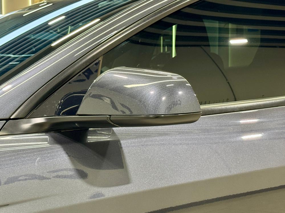 Tesla Model 3 2024 car image #12