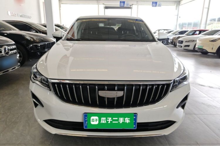GEELY Emgrand 2025 image de voiture #3