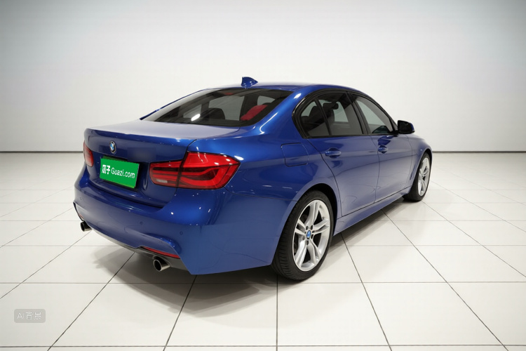 BMW 3 Series 2018 car image #7