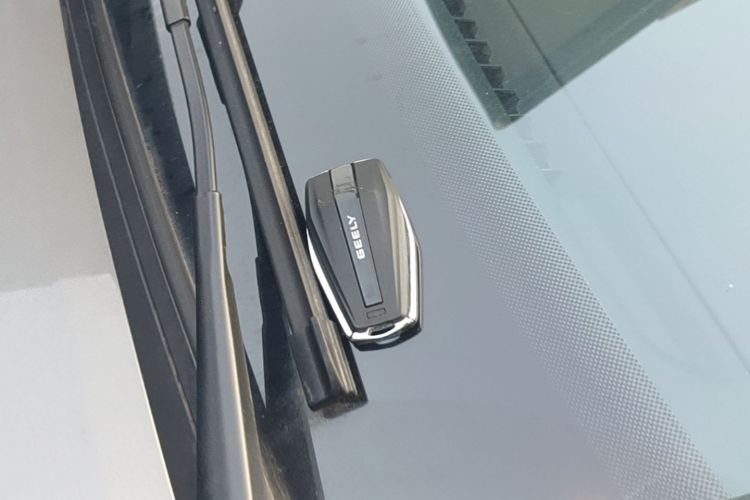 GEELY Emgrand 2025 #15 GEELY Emgrand 2025 car image #15