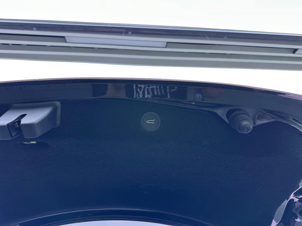 Tesla Model 3 2024 car image #7