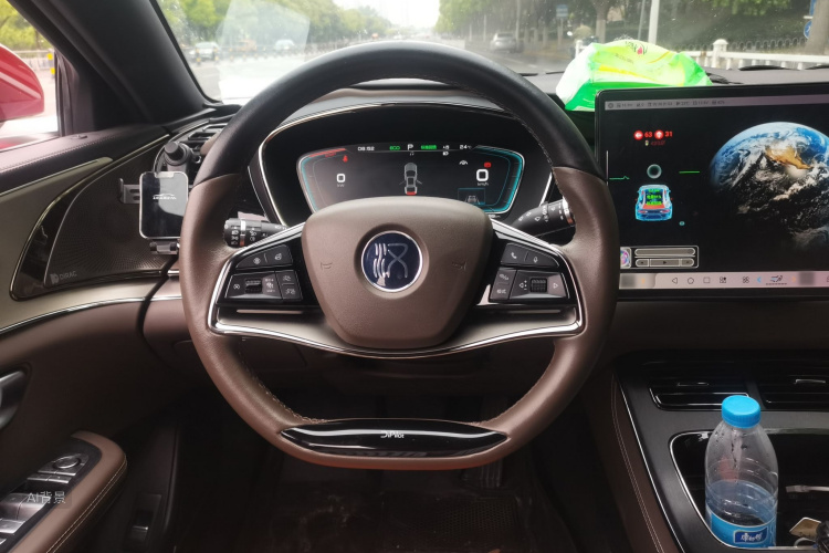 BYD Han 2022 car image #12
