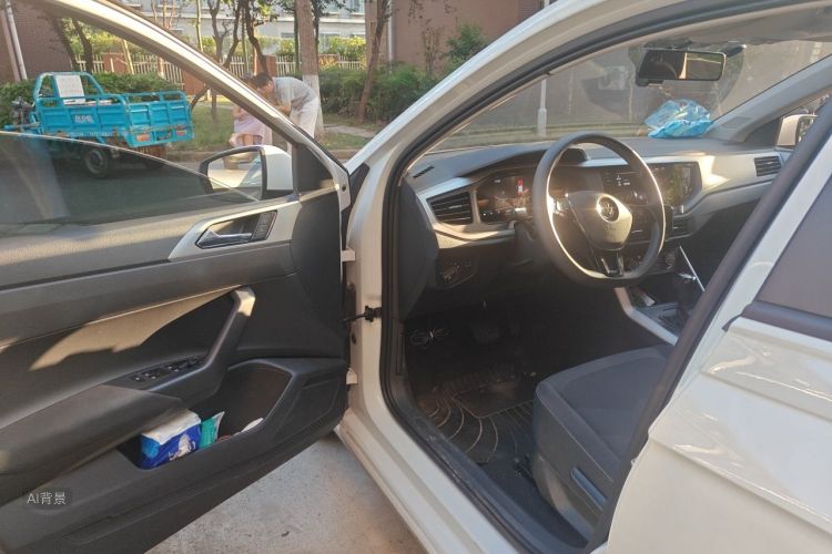Volkswagen Polo 2024 car image #18