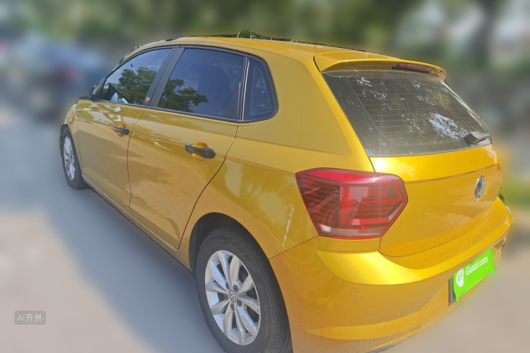 Volkswagen Polo 2019 car image #5