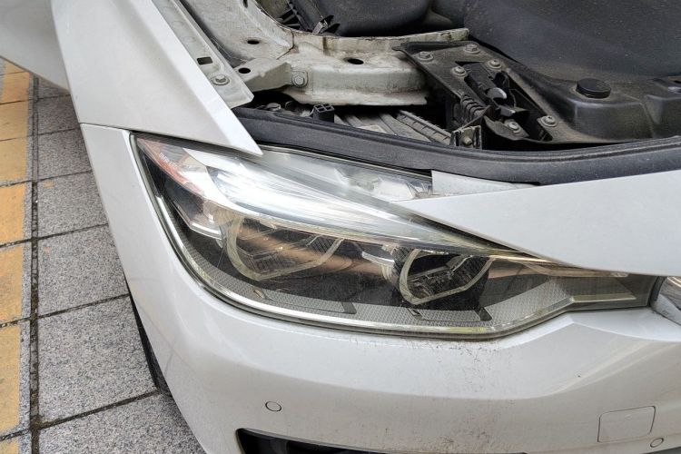 BMW 3 Series 2016 #8 BMW 3 Series 2016 car image #8