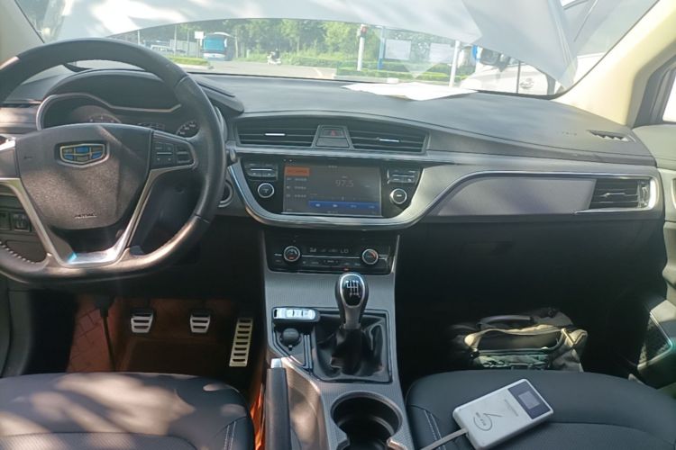 GEELY Emgrand GS 2018 car image #13