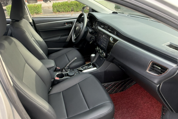 Toyota Corolla 2017 #19 Toyota Corolla 2017 car image #19