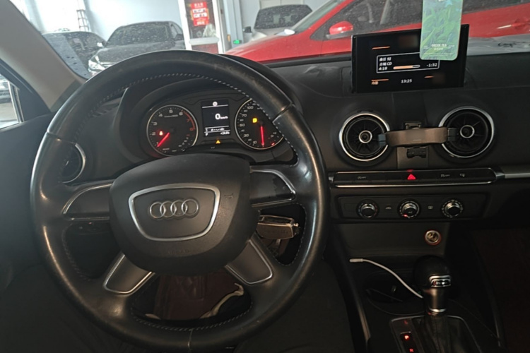 Audi A3 2016 #10 Audi A3 2016 صورة سيارة #10