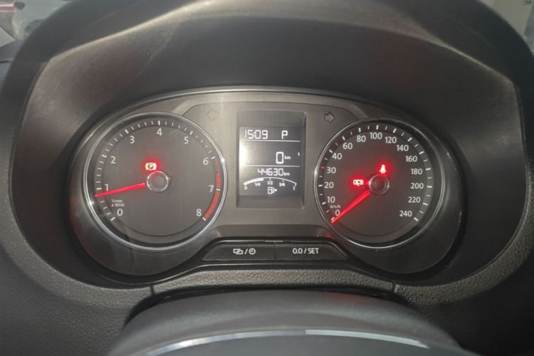 Volkswagen Polo 2016 #12 Volkswagen Polo 2016 car image #12
