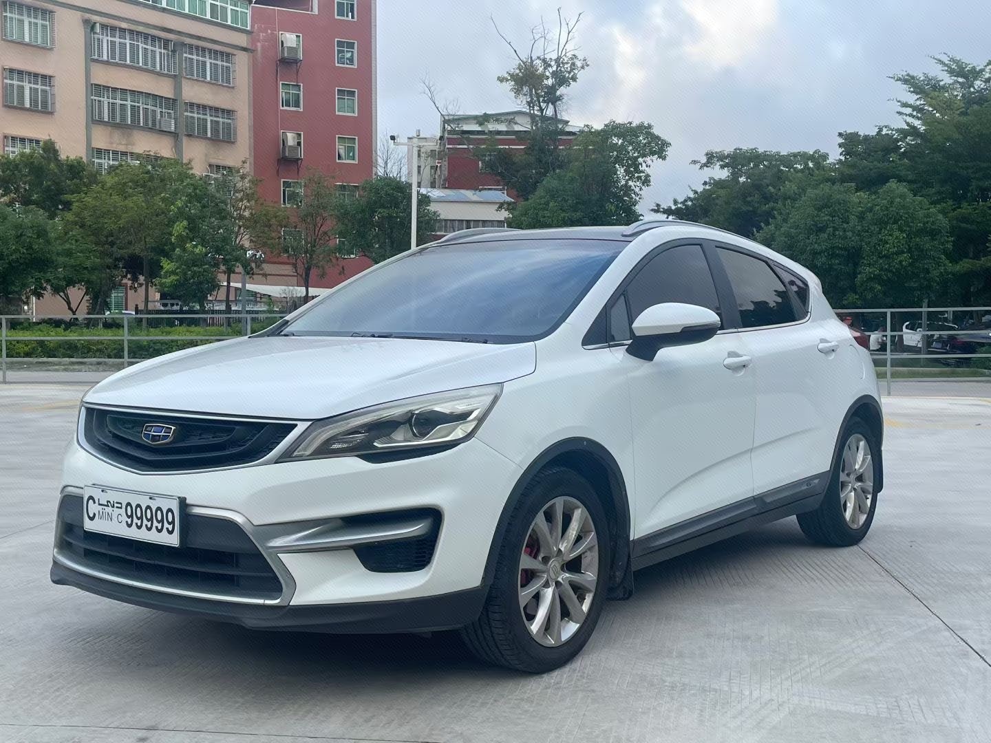 GEELY Emgrand GS 2018 car image 