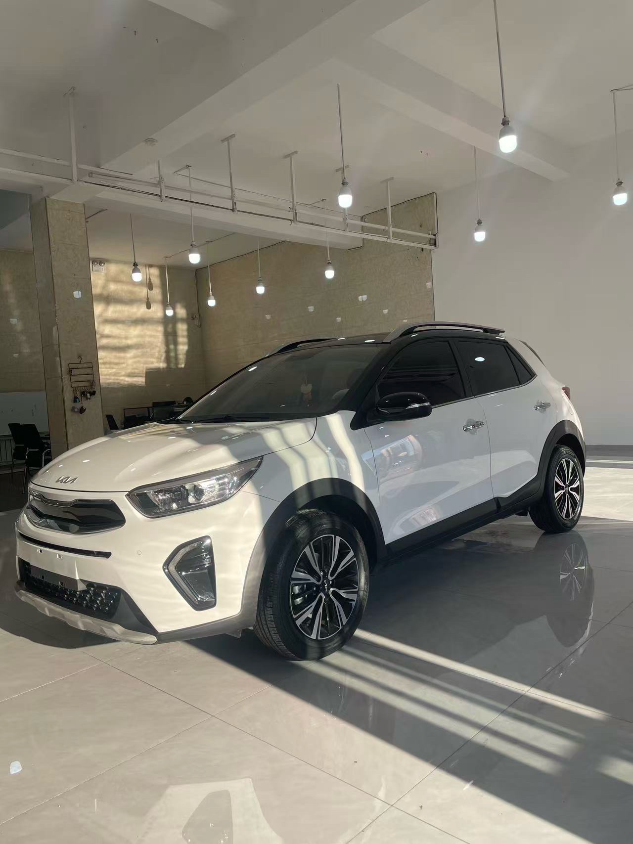 Kia KX1 2021 car image 