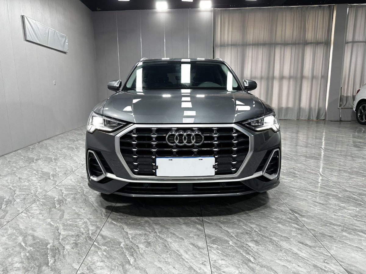 Audi Q3 2022 #2 Audi Q3 2022 car image #2