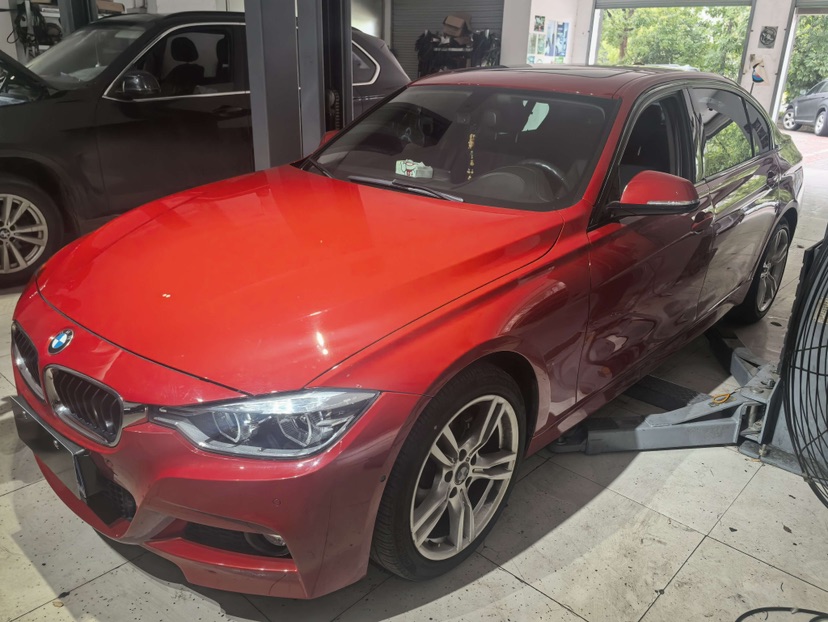 BMW 3 Series 2019 car image 