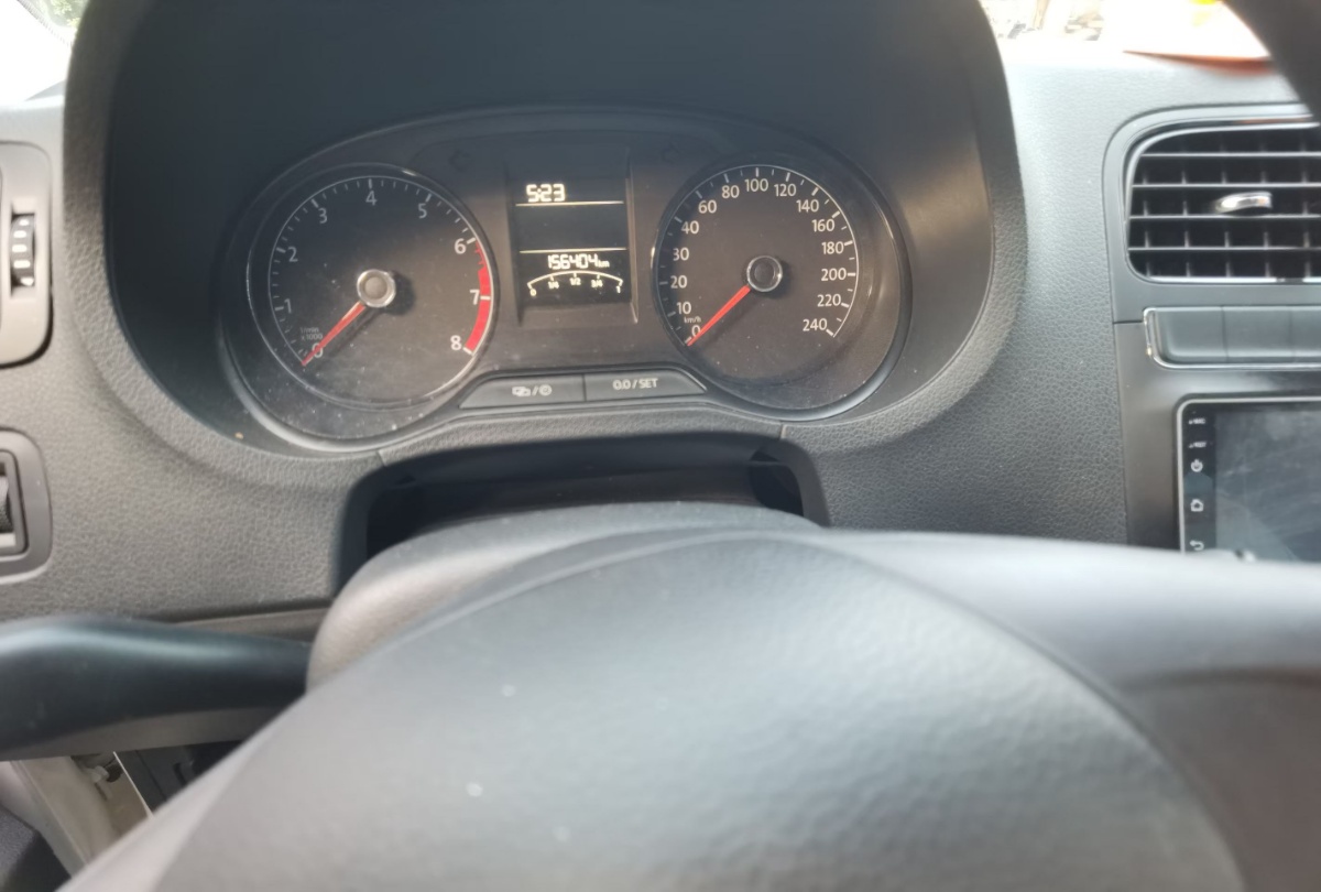 Volkswagen Polo 2016 car image #6