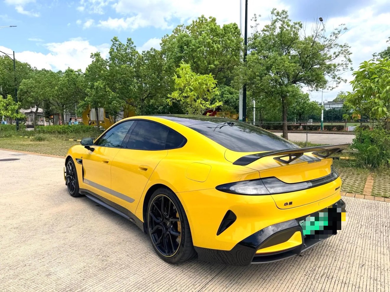 小米汽车 小米SU7 Ultra 2025 汽车图片 #11