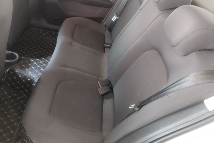 Volkswagen Santana 2016 car image #17
