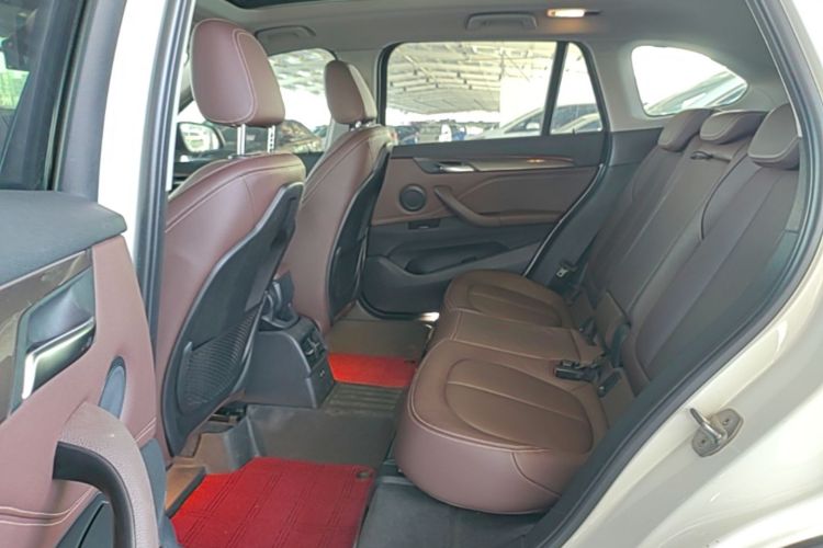BMW X1 2019 #17 BMW X1 2019 car image #17