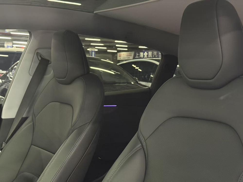 Tesla Model Y 2025 #16 Tesla Model Y 2025 immagine di auto #16