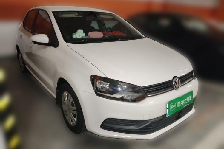 Volkswagen Polo 2016 car image #4