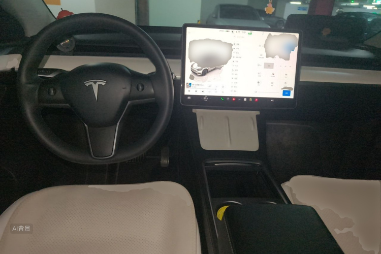 Tesla Model Y 2023 car image #11