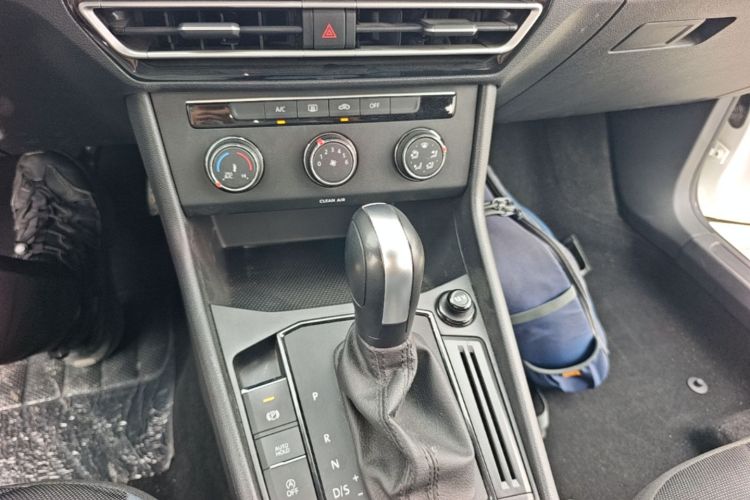 Volkswagen Lavida 2023 car image #18