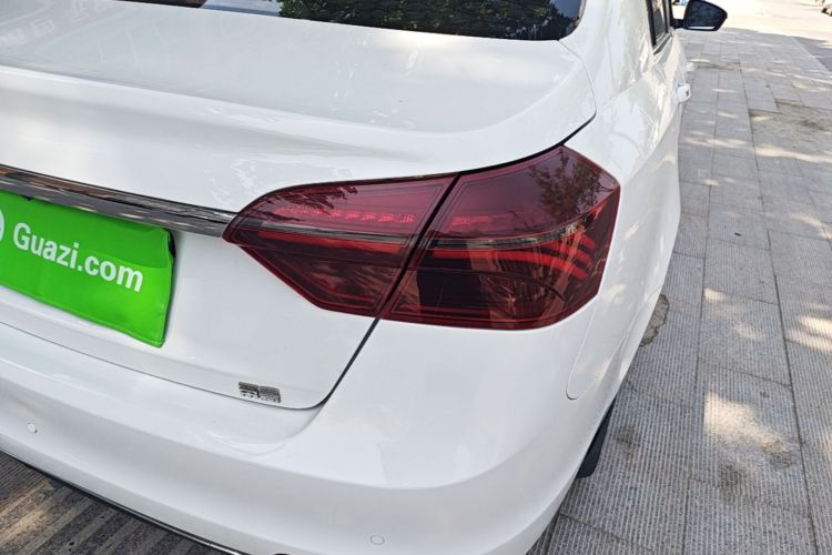GEELY Emgrand 2020 #8 GEELY Emgrand 2020 car image #8