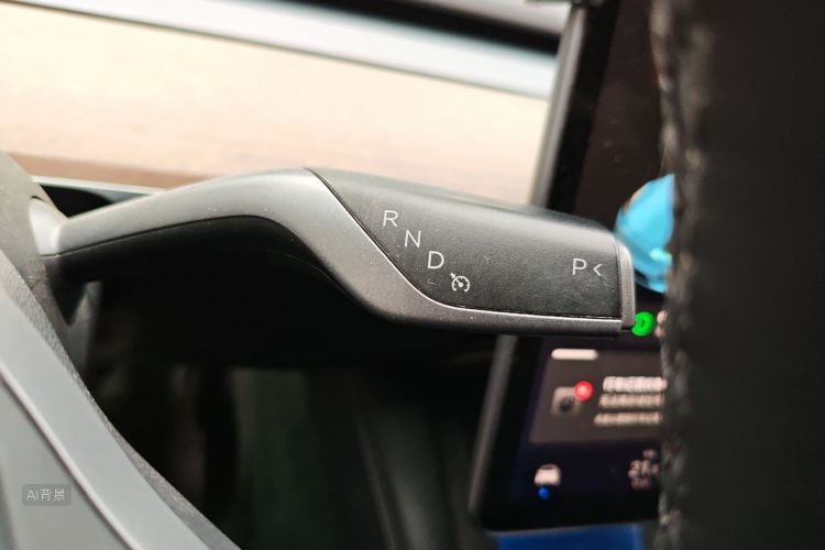 Tesla Model Y 2021 #16 Tesla Model Y 2021 car image #16
